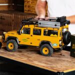 1/10 Land Rover Defender 110 FCX10 Scaler ARTR kit (RS) - Yellow - Image 3