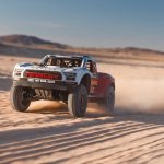 1-8 MOJAVE 4S 4X4 RTR Brushless Desert Truck White-Red - Image 3