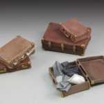 Royal Model di R. Reale 664 - Assorted suitcases 1/35